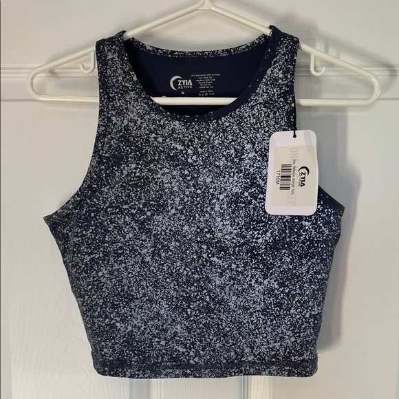 ZYIA Tops - NWT Zyia Active Gray Reflective Stronger Tank